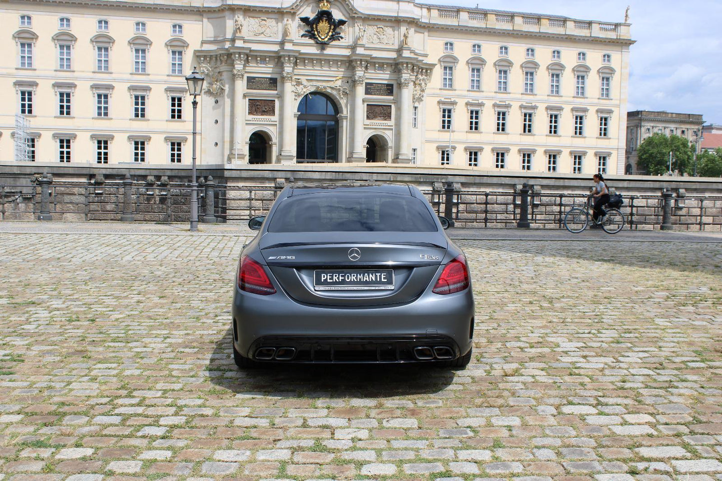 MERCEDES BENZ C63s
