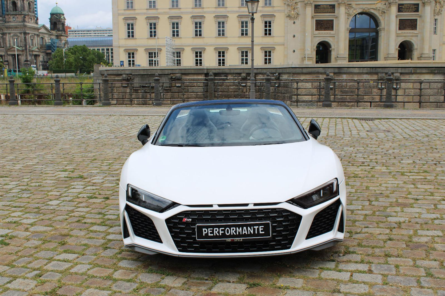 Audi R8 SPYDER