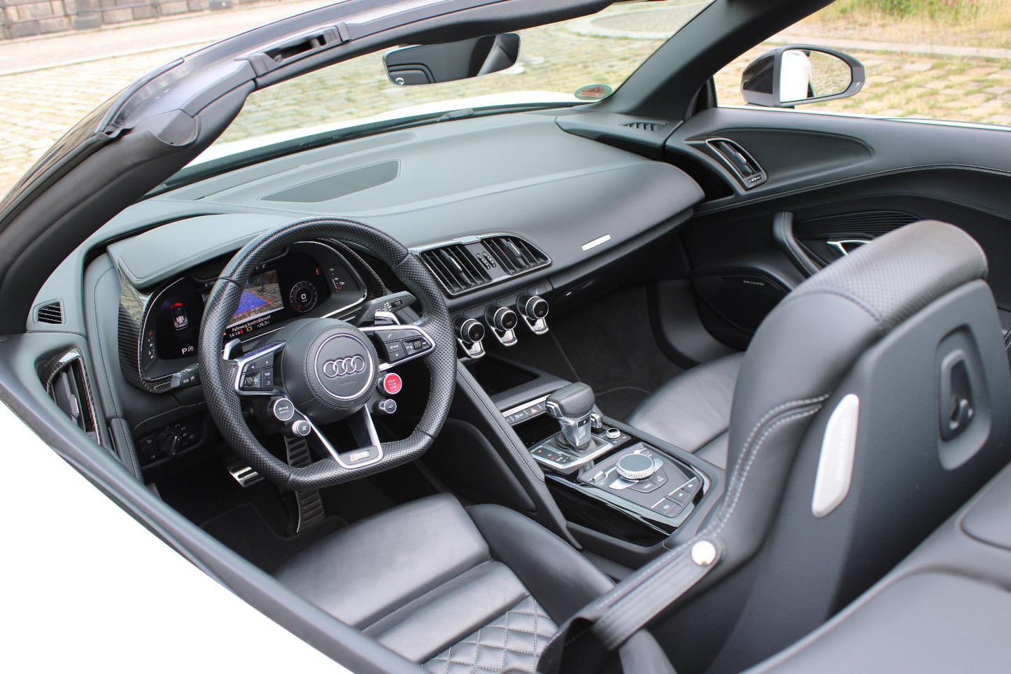 Audi R8 SPYDER